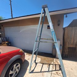 Werner Fiberglass ladder 8ft