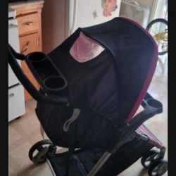 Minnie Mouse Stroller 