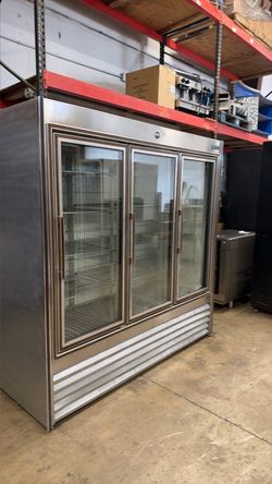 Commercial Refrigerator