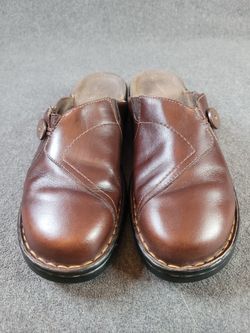 Clarks Brown Leather Clogs/Mules – Women’s Size 9M – Low Heel
