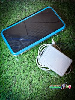 New Nintendo 2DS XL Black Turquoise