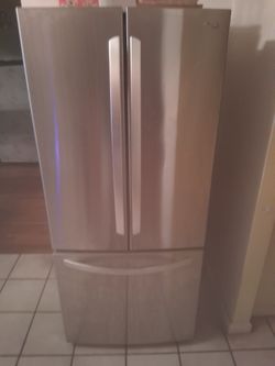 French door lg refrigerator