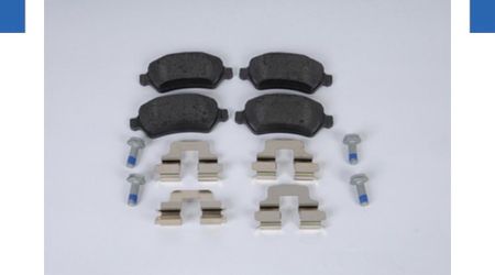 Saturn Astra 2008 Rear Disc Brake Pad Set with Clips and Bolts - GM (3)  Juego de pastillas de freno de disco traseras para Saturn Astra 2008, 