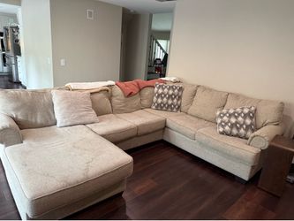 Sectional couch