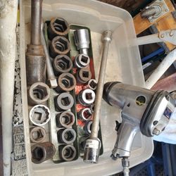 3/4" Pneumatic impact gun with extras