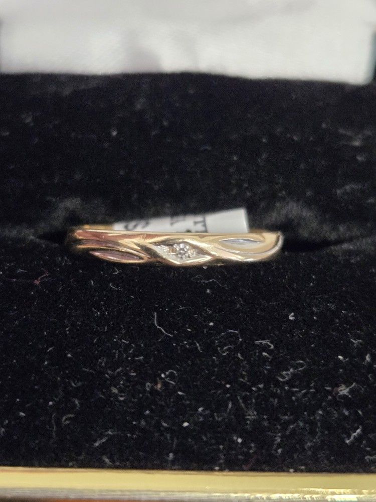 Child 14kt Gold Ring