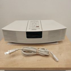 Bose Wave Radio AWR1-1W AM/FM Stereo/ Alarm Clock - White No Remote
