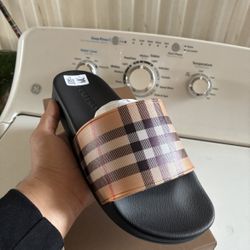burberry slides