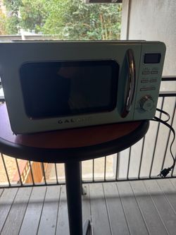 Microwave