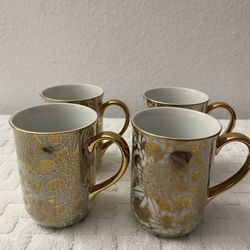 4 Beautiful Cups 