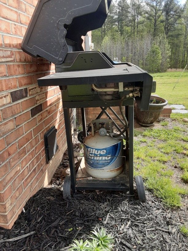 Master Forge Propane Grill