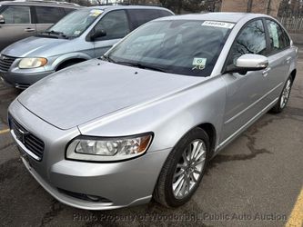 2010 Volvo S40