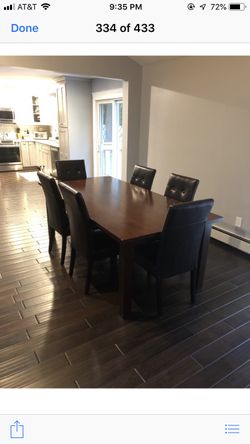 Dining table with 6 leather chairs