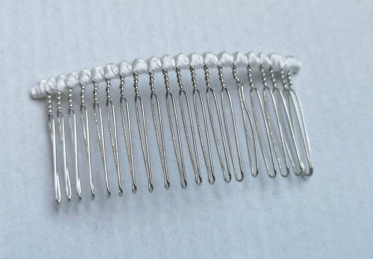 Brand New Light Ivory Bridal Veil Metal Comb