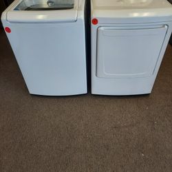 LG Top-load Washer/Gas Dryer Set