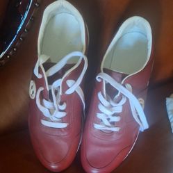 100% Authentic Gucci Sneakers 