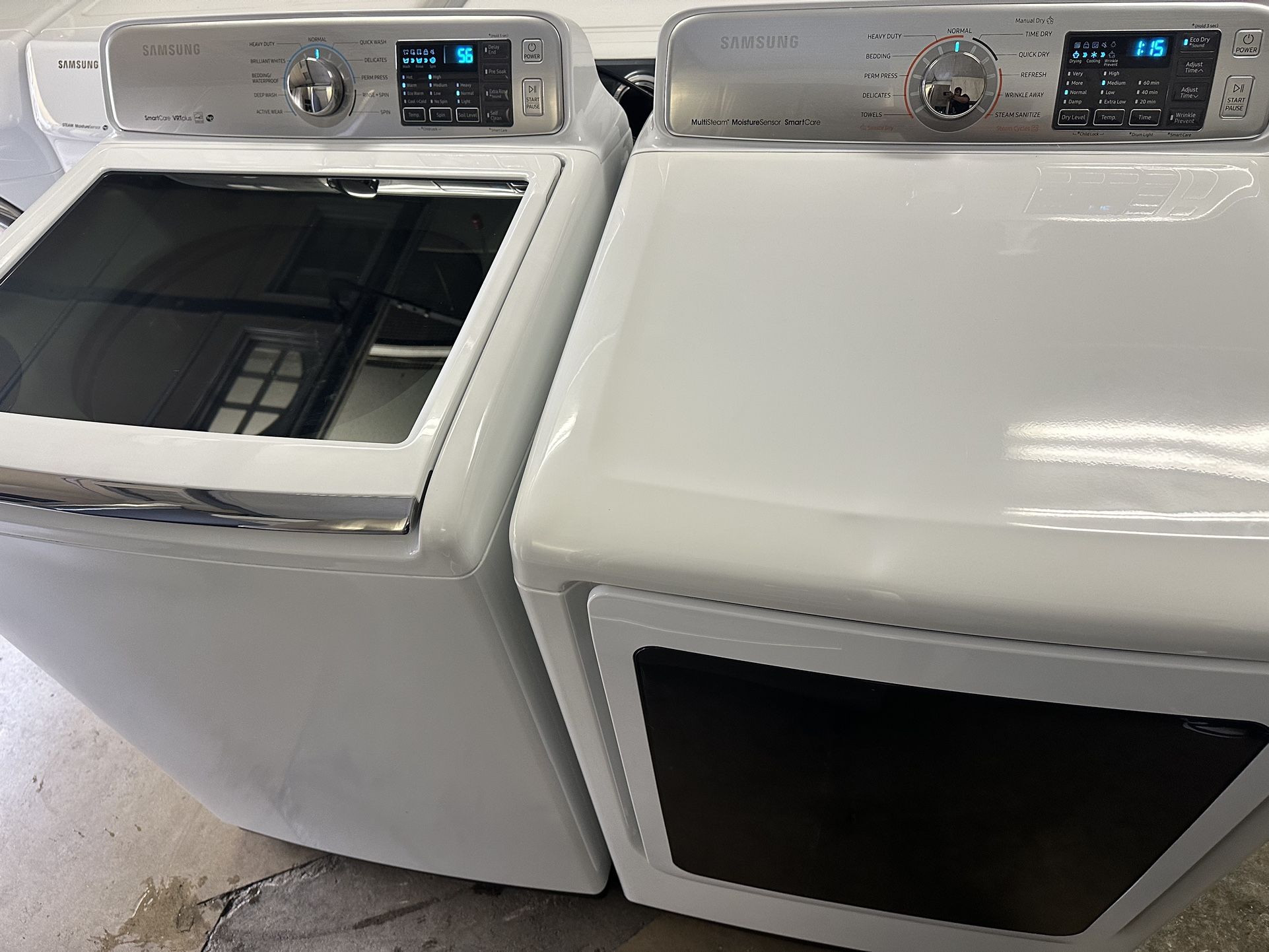 Samsung Washer and Gas Dryer Set