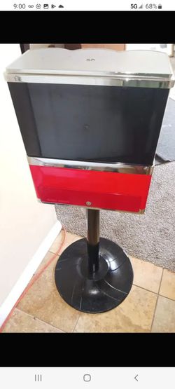 Gumball machine. for Sale in Hampton, VA - OfferUp