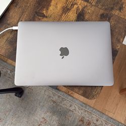 2020 MacBook Air 13’ 8GB M1