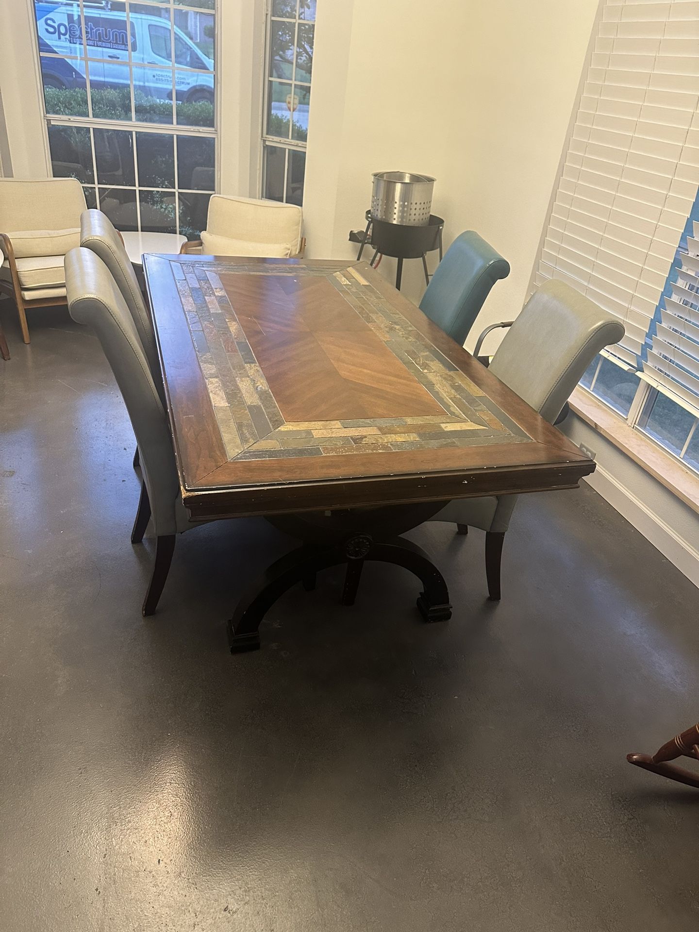 Kitchen Table With 4 Chairs 