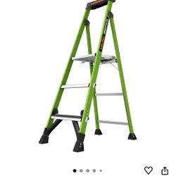 THE LITTLE GIANT MIGHTYLITE LADDER