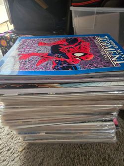 FANTASTIC LOT OF COMICS