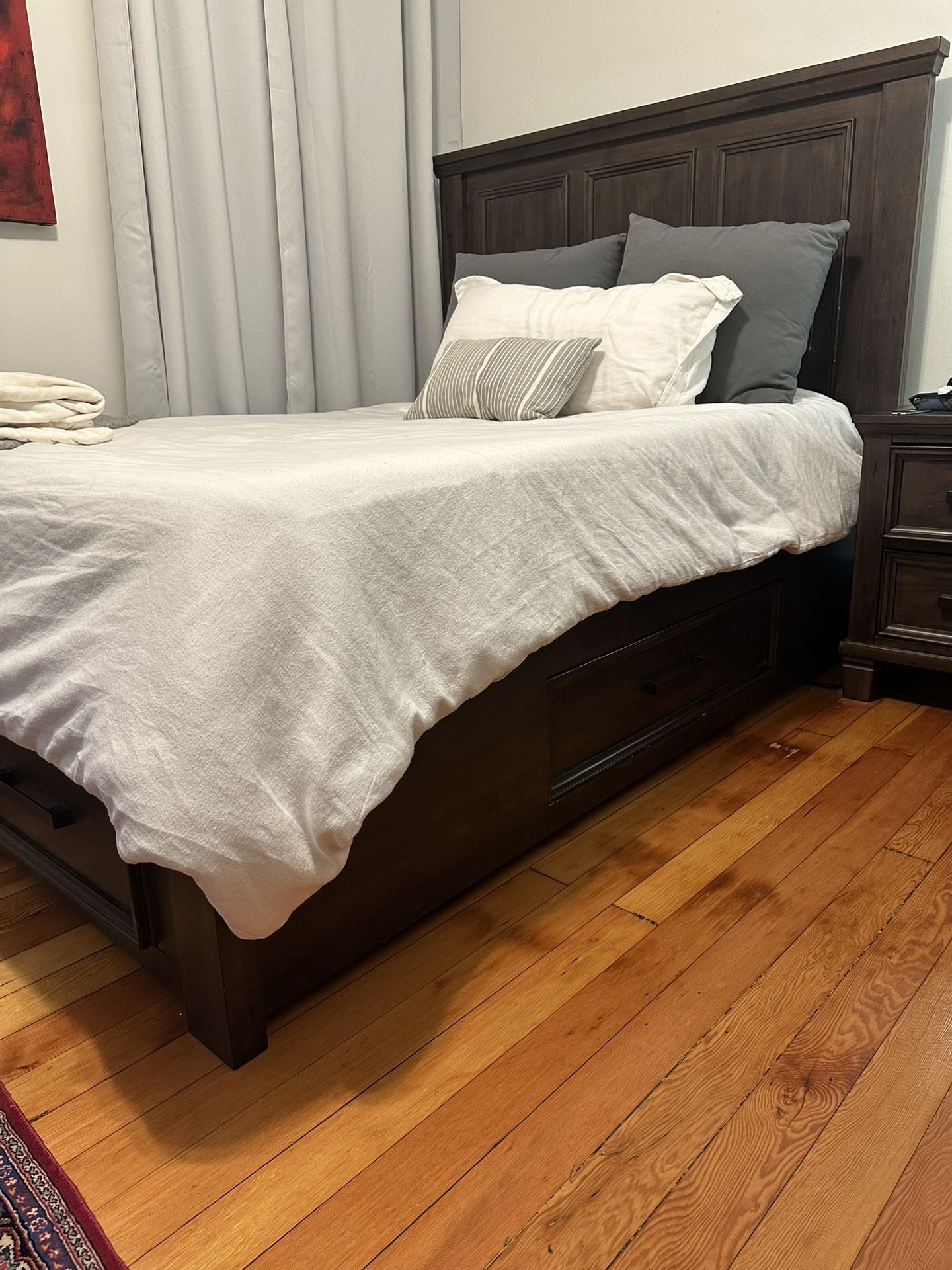 Four Piece Queen Bedroom Set