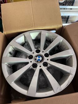 2011 BMW 17" OEM wheels/rims
