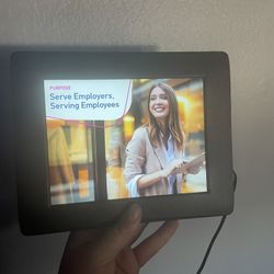 Aluratek 10" WIFI Digital Photo Frame w/ Touchscreen IPS Display, 32GB Mem, 1280 x 800 Res, Easy Setup to Share Photo/Video Wirelessly from Anywhere 