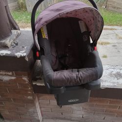 Snugride 30 Baby Car Seat