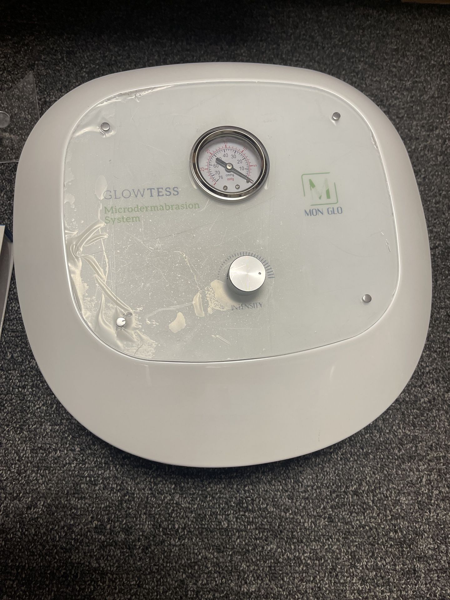 GlowTess Machine Diamond Microdermabrasion Device
