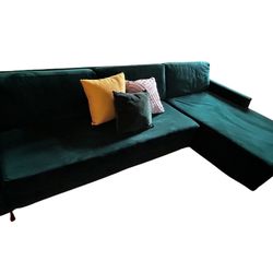 Modern Velvet Sectional Sofa – 108” x 67” – Deep Green