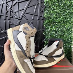 Aj1 Nike Air jordan 1 high travis Scott Dark Mocha Size 7,7.5,8,8.5,9,9.5,10,10.5,11,12 