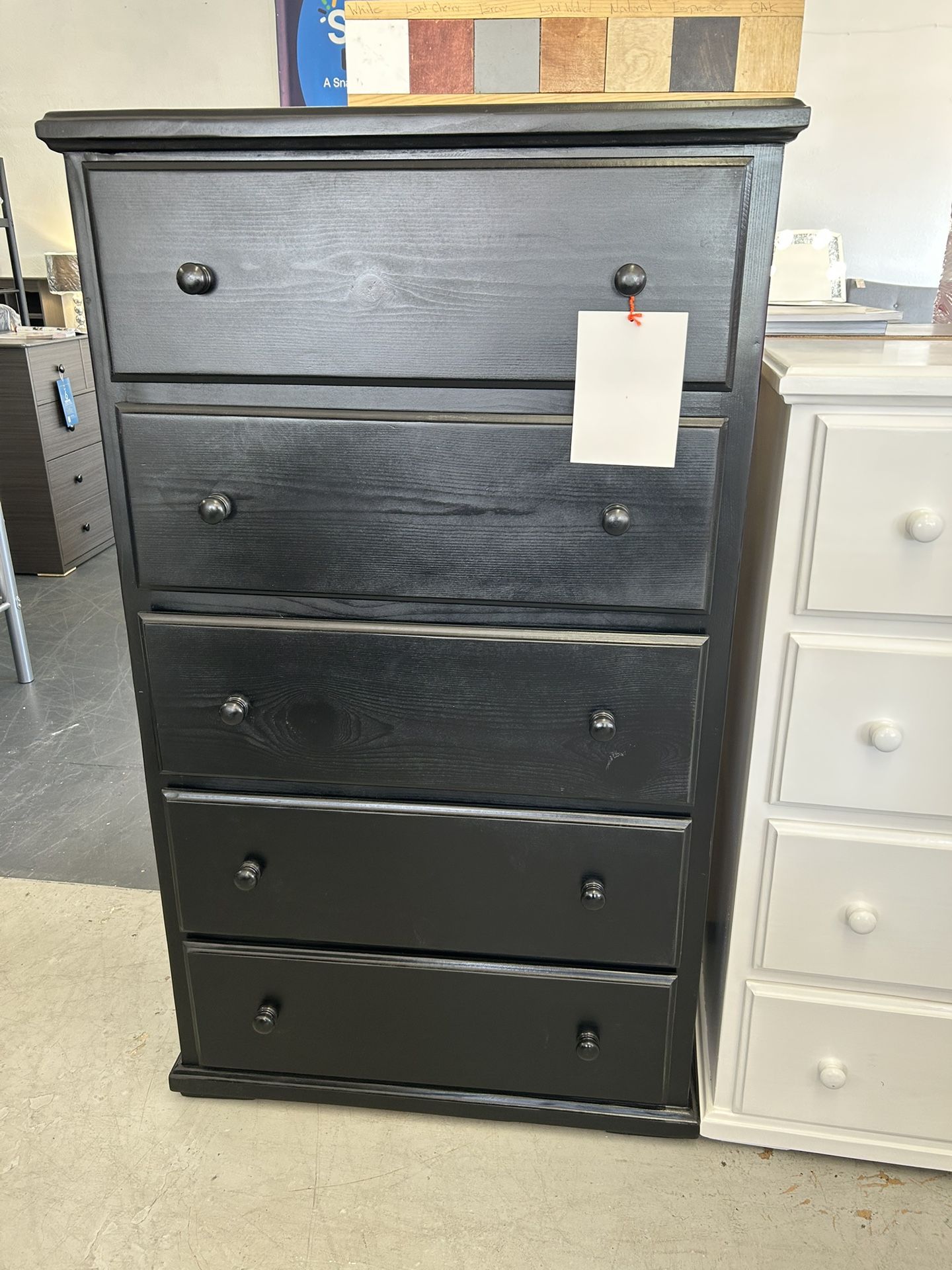 5 Drawers Solid Wood Dresser With Full Extension Rails Available In Different Colors