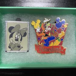 Disney Pin Set