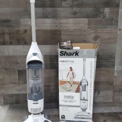 Shark SV1106 Navigator Freestyle Upright Bagless Cordless Stick Vacuum for Carpet, Hard Floor and Pet with XL Dust Cup and 2-Speed Brushroll, White/Gr