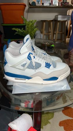 Jordan 4 Retro Military Blue
