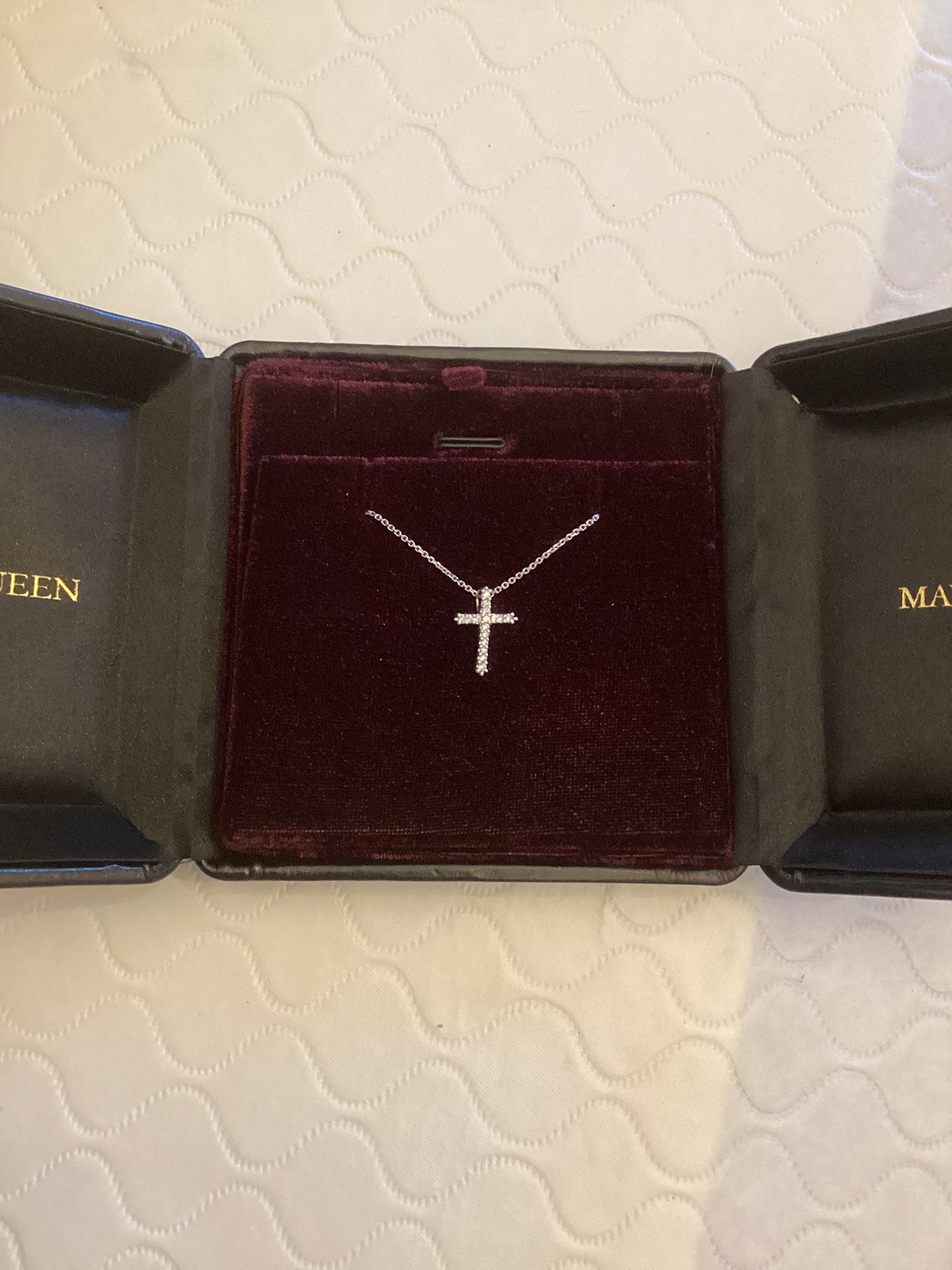 14K White Gold 0.12 Carat Total Weight Cross Necklace