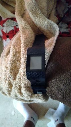 Smartwatch Fitbit I got 2 of them