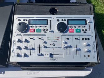 Numark CD/mp3 mixer with case