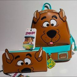 Loungefly SCOOBY-DOO -PLAQUE IS UPSIDE DOWN THAT MAKES IT MORE UNIQUE LIMITED-EDITION WITH TAGS 2PC