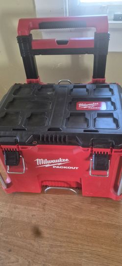 Milwaukee packout box