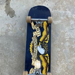 Skateboard (perfect grip tape and board )