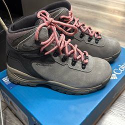 Columbia Women Hiking Shoes 