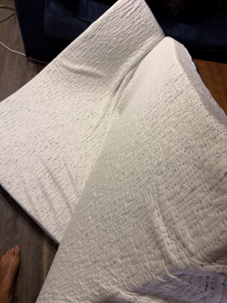 Queen Mattress Topper - 4 inches Viscosoft