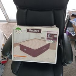 Bestway Air Mattress (Queen size)
