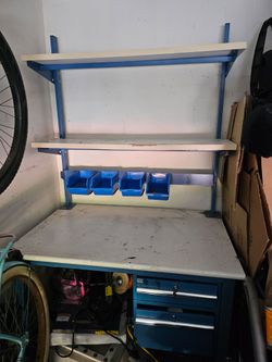 Utility desk