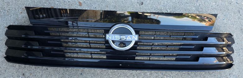 2025 2026 NISSAN KICKS S SV FRONT BUMPER GRILL