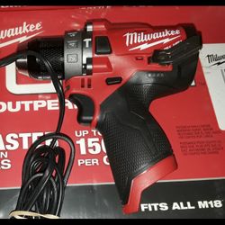 Milwaukee  Hammerdrill 