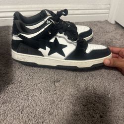 Bapestas, Black And White Size 9.5